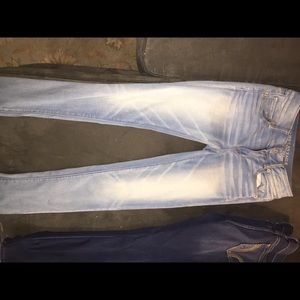 American Eagle skinny jeans. Worn only a few times